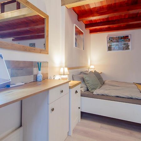 Dob Apartment With Ac Budapest Eksteriør billede
